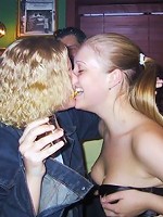 girls kissing megamix 35